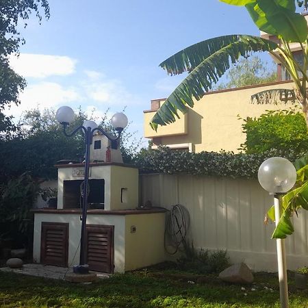 Quartu SantʼElena Brezza Di Mare Appartamento In Villa Con Giardino E Spiaggia ,Casa Vacanze Al Mare מראה חיצוני תמונה